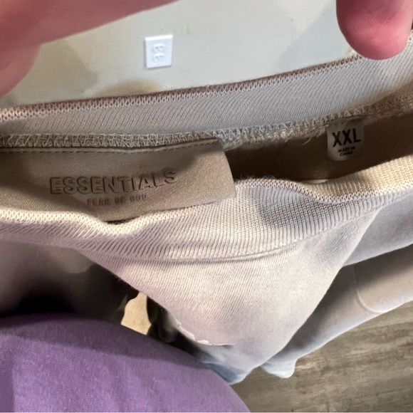 Essentials long sleeve - Picture 5 of 5